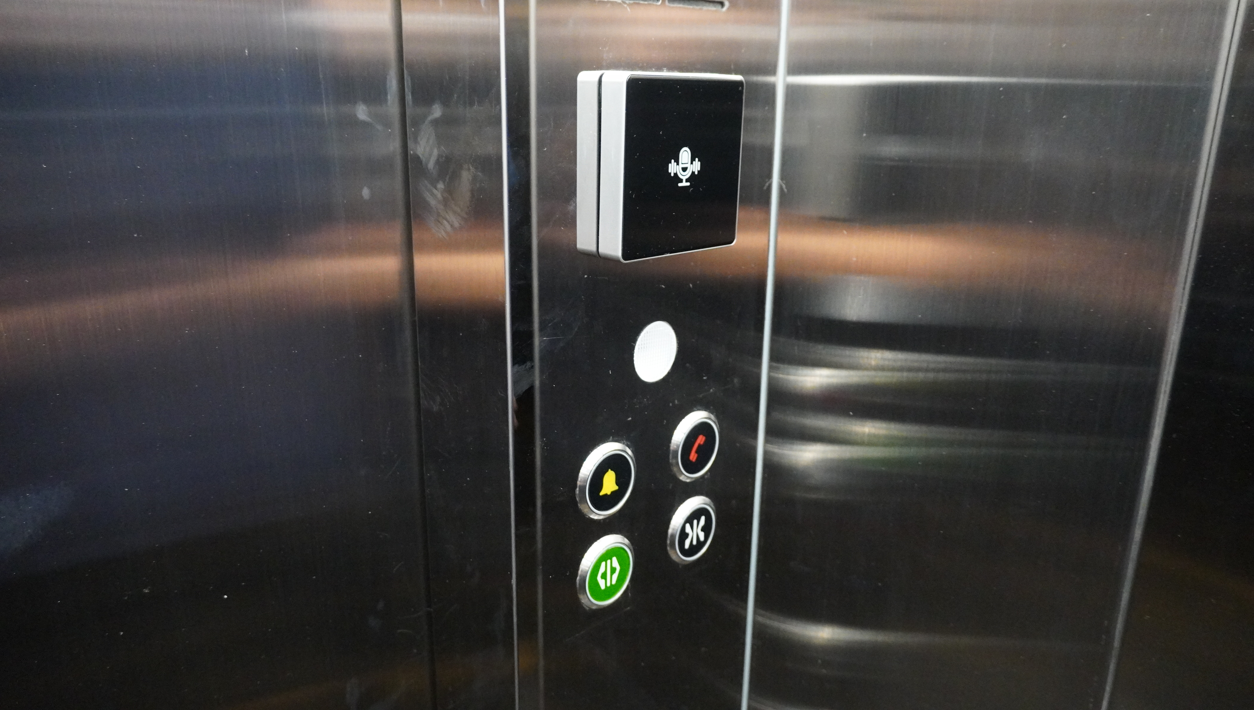 自建房家用电梯哪个牌子好？大家都推荐辛格林电梯！