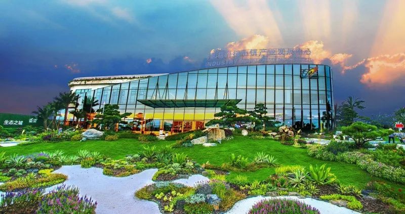 进驻惠州碧桂园潼湖科技小镇，打造创新活力之城