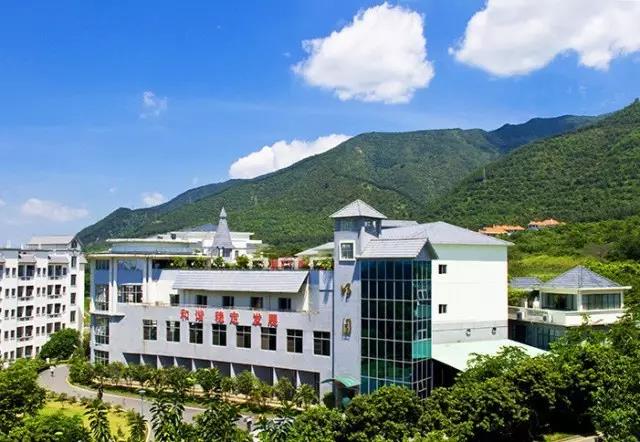 广东工商职业学院1.jpg