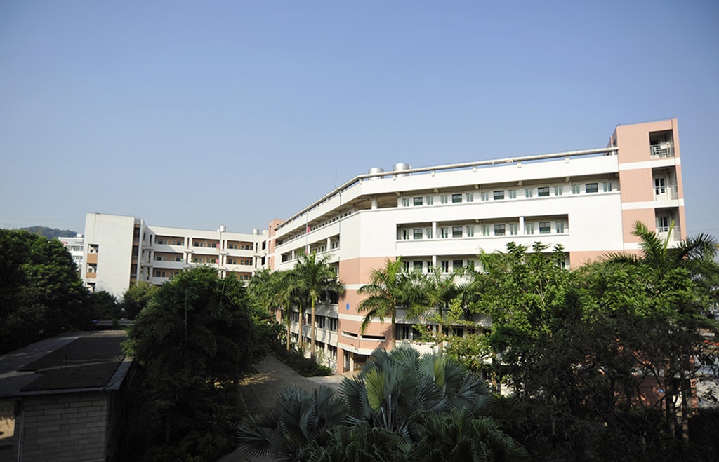 广东江门中医院职业学院使用辛格林电梯